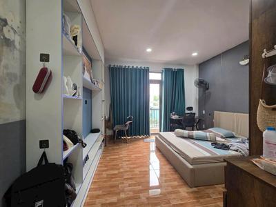 Chú hải cần bán nhà đường quận 7, gần vincom, giá 6.9 tỷ, tặng nội thật 2