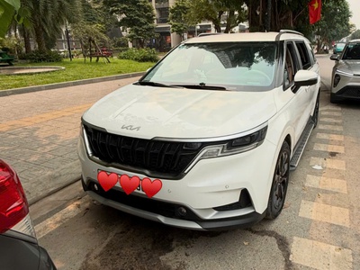 Kia Carnival 2024 Luxury Trắng 39.000km 0