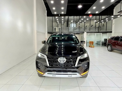 Toyota Fortuner 2.7l 4x4 AT   2022 1