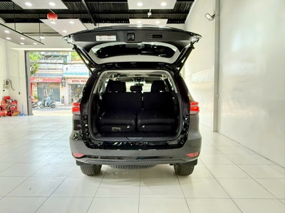 Toyota Fortuner 2.7l 4x4 AT   2022 4