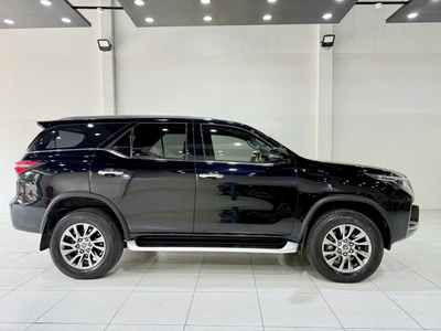 Toyota Fortuner 2.7l 4x4 AT   2022 5