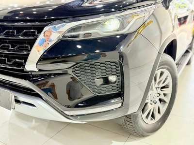 Toyota Fortuner 2.7l 4x4 AT   2022 6