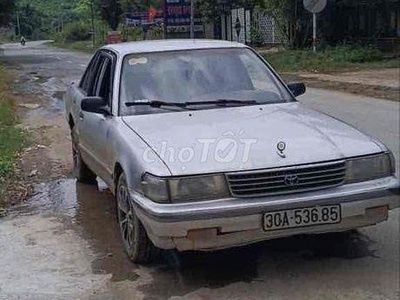 Toyota Cressida GX81 2.4 MT 0