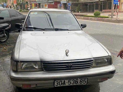 Toyota Cressida GX81 2.4 MT 1