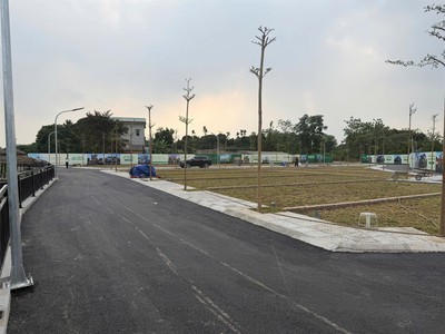 Hiếm view hồ đồng trạng 100m nhỉnh 3tỷ đường 2 ôtô vòng quanh gần đh fpt, đhqg hn ql21 0