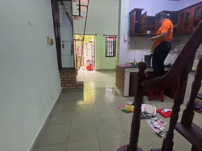 Cho thuê nhà 3pn1wc Đường số 13, p. Linh Chiểu - Hẻm 3 gác, có sân Giá 8tr/tháng 8