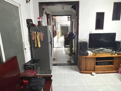 Hạ giá 2 tỷ. cần bán gấp.nhà 4 tầng nở hậu mt ông ích khiêm p14q11. 14tỷ tl 4