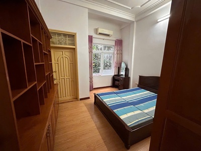 Cho thuê nhà 5 tầng, 60m2, 4pn, full nội thất, giá tốt-24/146 quan thổ 1, hàng bột, đống đa 2