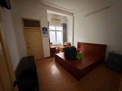 Cho thuê nhà 5 tầng, 60m2, 4pn, full nội thất, giá tốt-24/146 quan thổ 1, hàng bột, đống đa 3