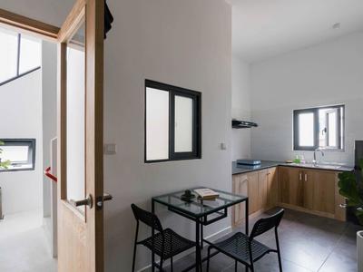 Siểu phẩm QUẬN 10, Ngang 5,3M , TÔ HIẾN THÀNH , Hẻm 4M, chỉ 6.X TỶ 1