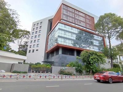 Không tin luôn chỉ 13.6 tỷ có chdv 19pn ngang 4.2m 80m2 tn 60tr nguyễn thái sơn kế bv 175 4