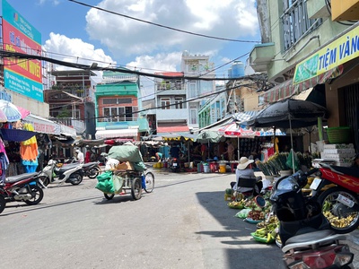 Nhà 4 14m mt chợ hoàng minh đạo p5q8 2