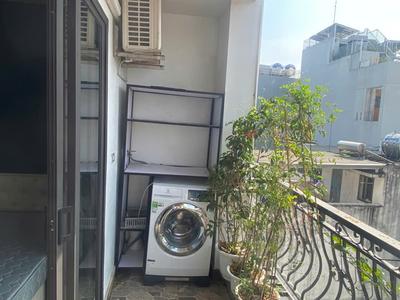 Cho thuê Căn Chung cư mini giá rẻ tại Ngõ 193 Trích Sài. Ban công View cực thoáng. Chỉ 6.5tr 4