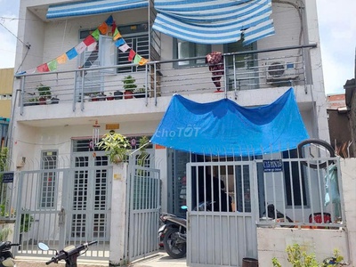 Bán nhà 1 lầu 2 căn đôi đường Huỳnh Bá Chánh, Xã Tân Kiên Bình Chánh 0