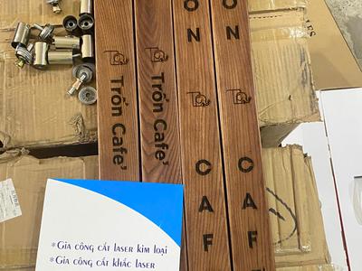 Cung cấp tay nắm cửa gỗ khắc laser theo yêu 2