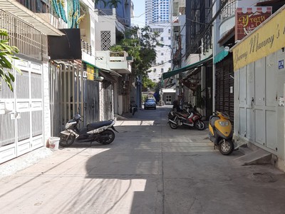 Bán căn nhà tại hẻm Biệt Thự, Tân Lập, Khu phố Tây Nha Trang, 125tr/m2 tham khảo chốt ngay 3