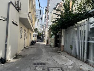 Bán nhà hẻm Biệt Thự Nha Trang, 12 tỷ sở hữu căn nhà giáp bãi tắm Trần Phú Nha Trang 4