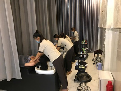 Chính Chủ Bán Gấp Nhà Mặt Tiền Đường 12m Quận 12 đang Cho Thuê Kinh Doanh Spa 15tr/Tháng 4