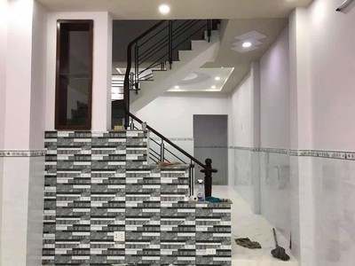 Chính Chủ Bán Gấp Nhà Mặt Tiền Đường 12m Quận 12 đang Cho Thuê Kinh Doanh Spa 15tr/Tháng 10