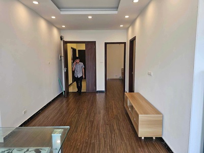 Cho thuê chung cư Cảnh Sát 113 - Trung Kính, 70m, 2 phòng ngủ, đủ đồ 11,5 triệu/th 1