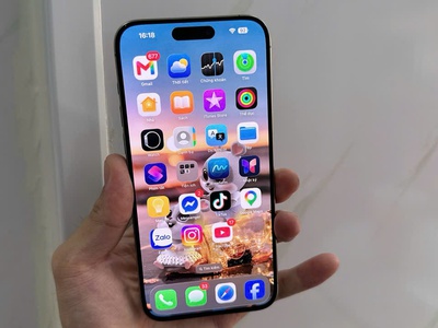 Bán IPhone 15 pro max titan tự nhiên 256g bản quốc tế LL/A Esim ,Zin all chưa sửa chữa ,pin 93 2