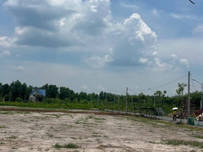 Bán đất nền dự án tại Nguyễn Huệ, Minh Long, Chơn Thành, 600 triệu, 225 m2 giá tốt. 1