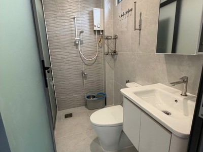Bán nhà MT Lê Hồng Phong Q.5 - 48m2 - 2 tầng - 2pn 2wc 1