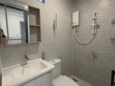 Bán nhà MT Lê Hồng Phong Q.5 - 48m2 - 2 tầng - 2pn 2wc 3