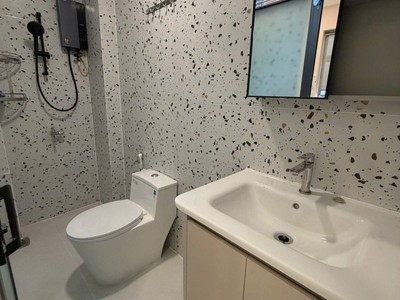 Bán nhà MT Lê Hồng Phong Q.5 - 48m2 - 2 tầng - 2pn 2wc 4