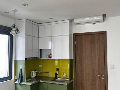 Cho thuê phòng 33m giá 4.5 triệu/ tháng tại Phúc Tân Quận Hoàn Kiếm Hà Nội, ô tô đỗ 0