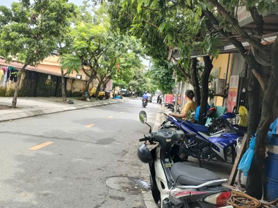 Bán gấp giá rẻ mặt đường bờ tây sông nhuệ 300m/500m, 2 tầng, mặt tiền 9.4m, 37 tỷ bắc từ liêm. 1