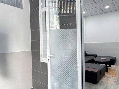 Bán nhà 2 mặt tiền hẻm 7m phan văn trị, ngay emart, 4,5x12m, hậu l 11m, 2 tầng, 11,8 tỷ. 3