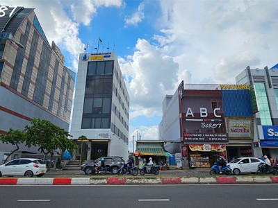 Siêu phẩm rất tốt tòa building lê văn việt hầm 7 tầng 1