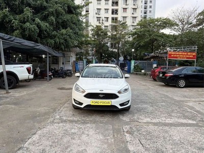 Cần bán Ford Focus 1.5AT Trắng- 360 triệu 2
