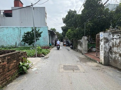 Cần bán 80m đất Chi Đông- Mê Linh, thế đất vuống vắn, nở hậu, sổ đỏ sẵn giao dịch 0