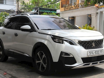 PeuGeot 3008 2019 Bản cao cấp cửa sổ trời toàn cảnh 02 ghế điện 3