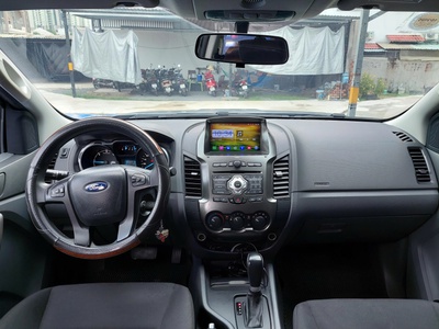 Cần bán Ford Ranger XLS AT 2016 màu bạc, số tự động, một cầu, xe gia đình đang sử dụng, chính chủ ký 6