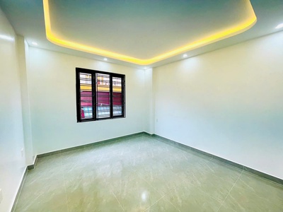 Siêu phẩm 4 tầng mặt ngõ lê lai 2