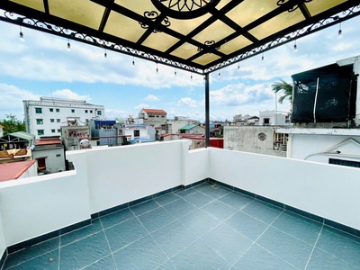 Siêu phẩm 4 tầng mặt ngõ lê lai 4