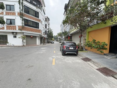 Bán Nhà Lô Góc TĐC Giang Biên 40m2x4 Tầng - View Công Viên - Kinh Doanh Tốt - Cách Phố 20m 4