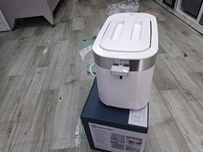 Máy Nướng Bánh Mì ELECTROLUX E2TS1-100W Bữa Sáng Ngon Lành Trong Vài Phút 3