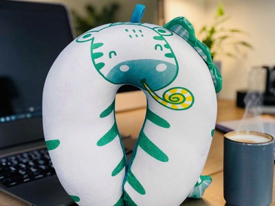 Gối kê cổ chữ U du lịch hạt xốp in hoạt hình vui nhộn siêu cute 3