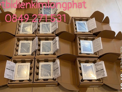 Màn hình hmi Pro-face PFXST6300TADE 1