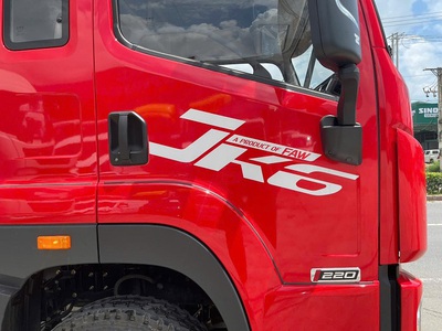 Xe tải FAW JK6 thùng kín Container 1
