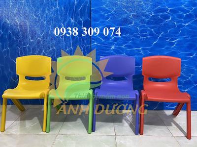 Ghế nhựa mầm non,ghế gỗ mầm non,ghế nhựa có tay vịn nhà trẻ 2