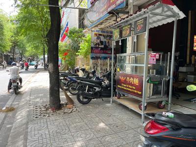 Quận 11 rẻ lắm luôn chốt nhanh quán ăn sang chỉ 49 tr, mb : 8 tr, dt : 4m x 14m, tel : 076 4