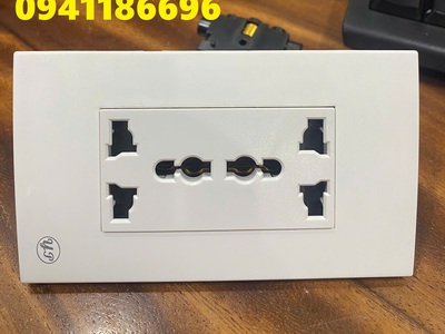 Phân phối Ổ cắm âm sàn 4 cổng mạng RJ45-RJ11 hãng Ancomteck 5