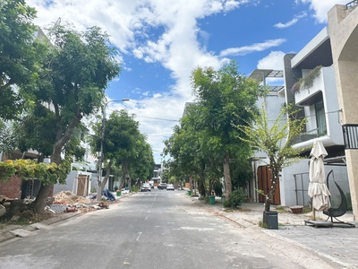 Cặp duy nhất KĐT Nam Việt Á 200m2 - đường 7,5m gần đường Đỗ Bá - Giá cực tốt 3