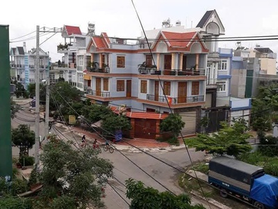 Bán nhà 1 trệt 2 lầu hẻm xe tải Phan Văn Hớn Bà Điểm Hóc Môn 2