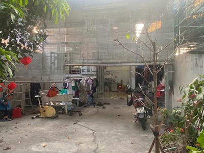 Bán đất 134m2   50m2 là thổ cư    tặng nhà cấp 4 ngay HTP Nhà Bè 5